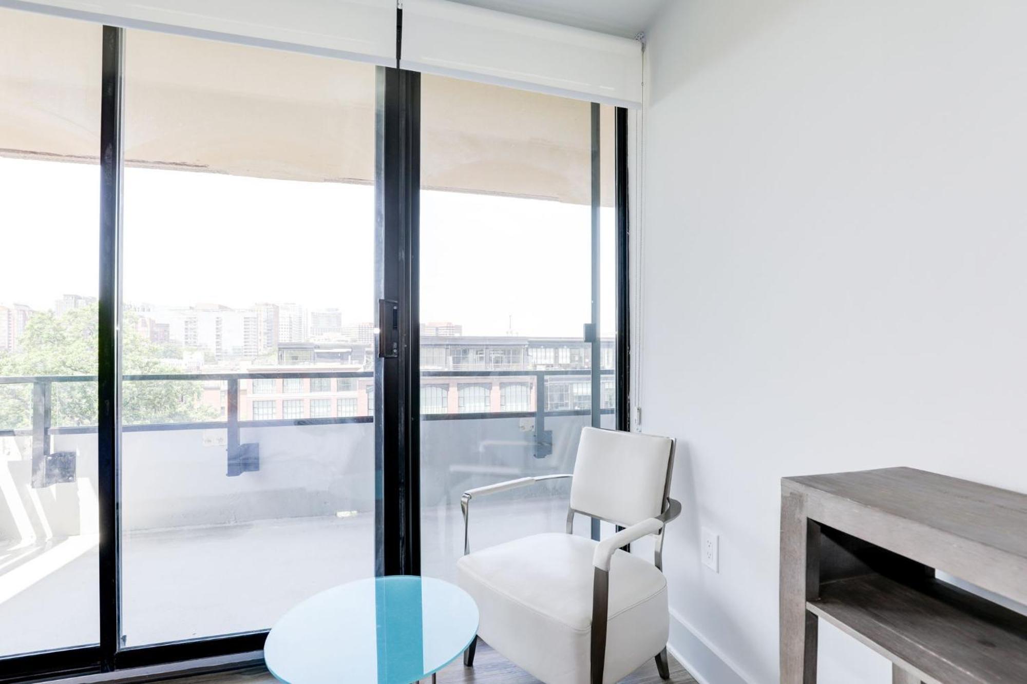 2Br Executive Apartment In Prime Location Arlington Exterior photo